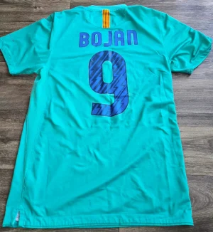 FC Barcelona Camiseta 2010 2011 Retro - FC Barcelona Fotbollströja 25/26 | trojzonen
