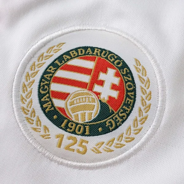 Ungern Barn Matchställ 2026 - Ungern Barn Hemmatröja | trojzonen