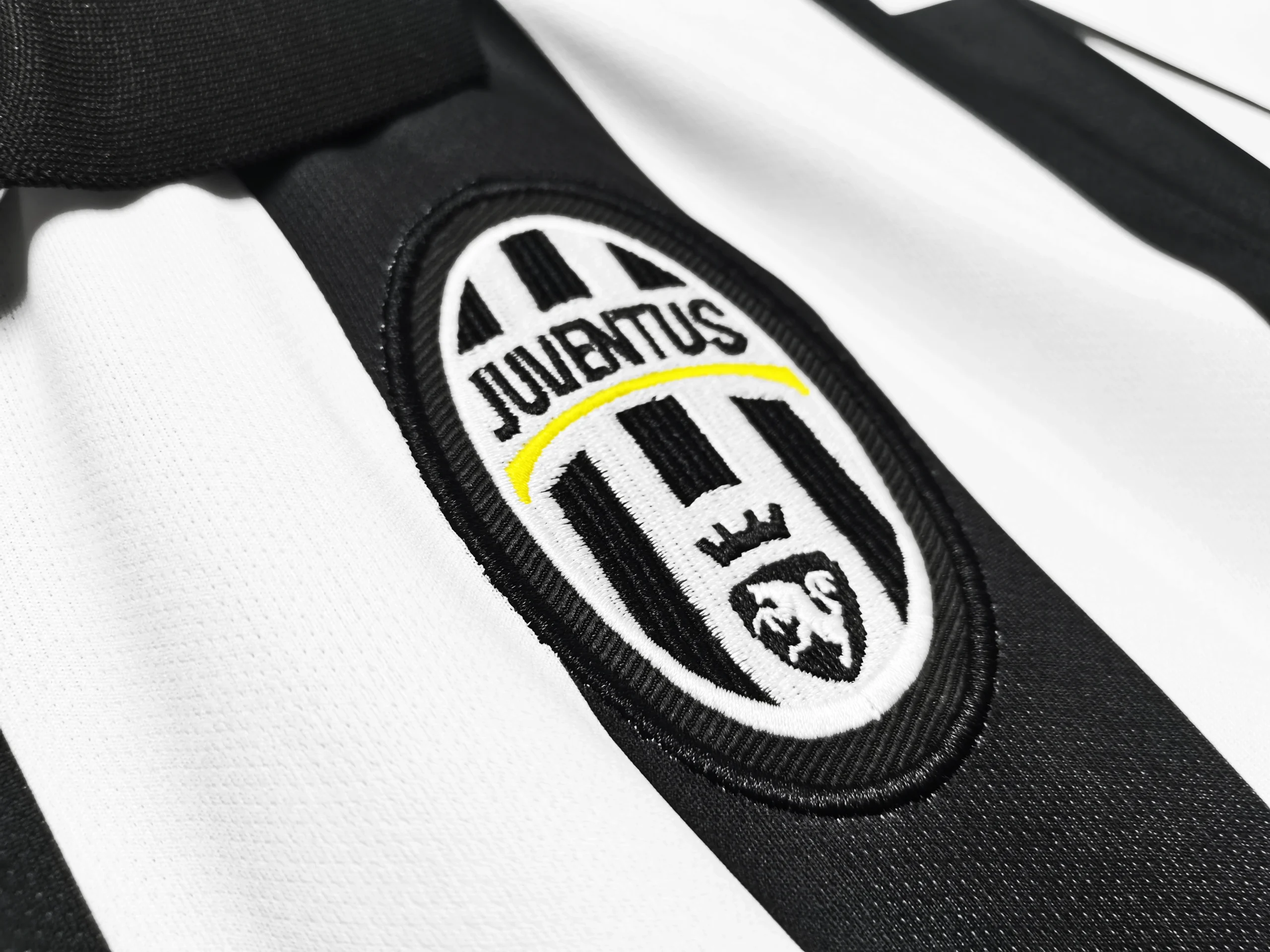 Juventus Tröja 2014 2015 Retro - Juventus Retro Tröja | trojzonen