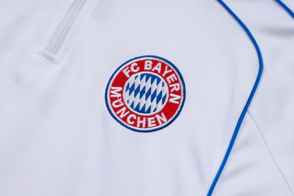 Tröja 2025 2026 - Bayern München Träningsoverall 25/26 | trojzonen