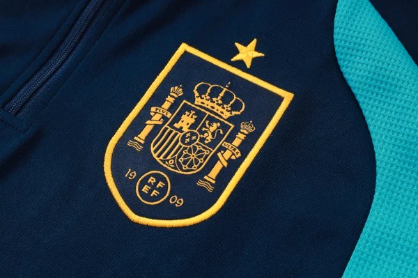 Spanien Pikétröja 2026 - Spanien Pikétröja 25/26 | trojzonen